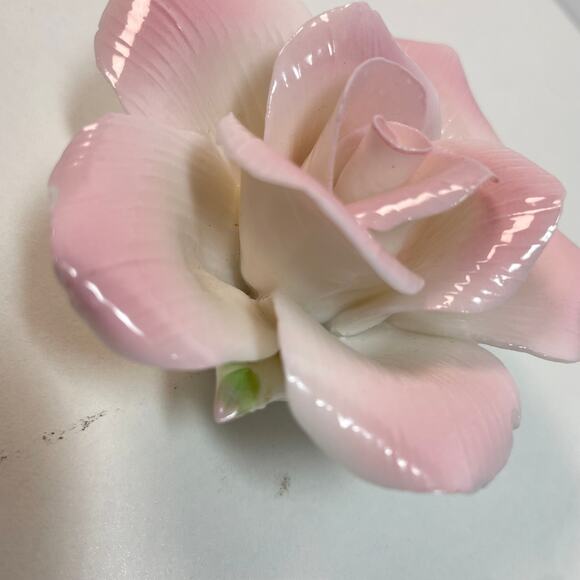 Florentine by L. Godinger & Co Pink Porcelain Rose Figurine No Cracks Vintage - Picture 5 of 8